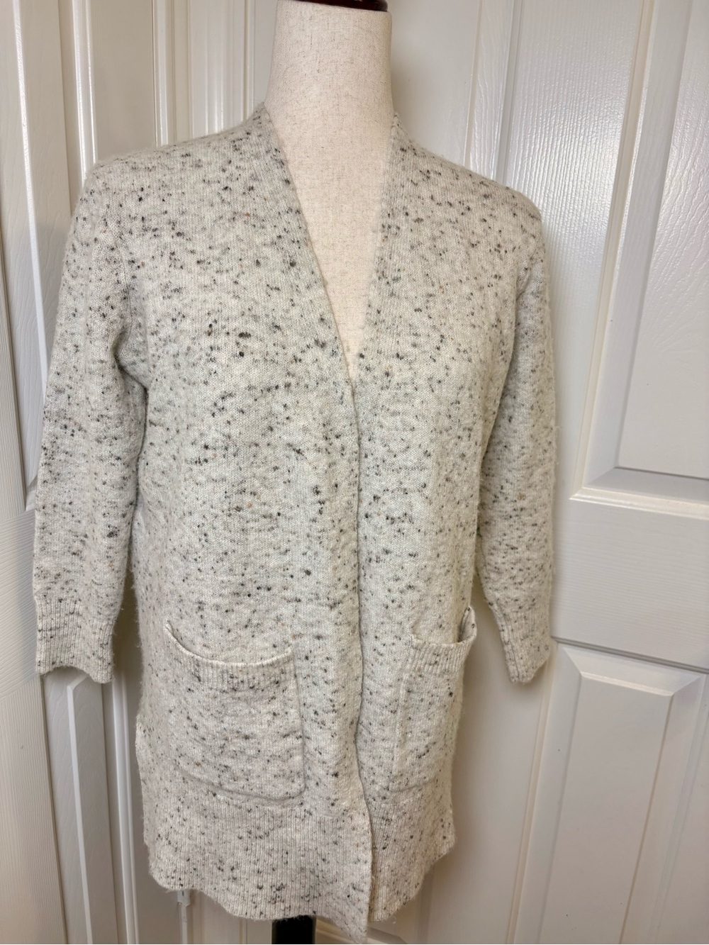 Madewell Oatmeal Donegal Kent Cardigan Sweater Wool Blend Flecked Knit Small